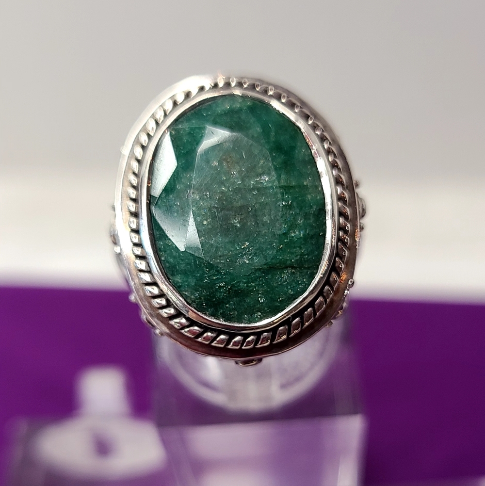 Emerald Oval Cut Sterling Silver Ring